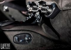 Interieur_aston-martin-v8-vantage-2018-1_4
                                                        width=