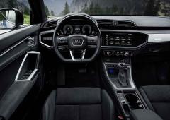 Interieur_audi-q3-45-tfsi-e-l-hybride-rechargeable-de-2021_0