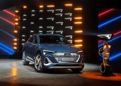 Exterieur_audi-e-tron-sportback-digital-matrix-led-des-video-projecteurs-dans-les-phares_2