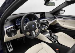 Interieur_bmw-530e-la-nouvelle-serie-5-hybride-rechargeable-de-2020_0
                                                        width=