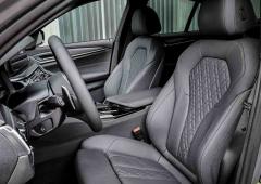 Interieur_bmw-545e-xdrive-la-serie-5-hybride-avec-un-6-cylindres-c-est-elle_2