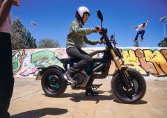 Exterieur_bmw-ce-02-les-photos-du-scooter-electrique_10