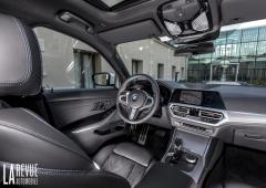 Interieur_bmw-320d-2019_1
                                                        width=