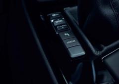 Interieur_bmw-x1-xdrive25e-bmw-x2-xdrive25e-les-suv-compacts-passent-a-l-hybride-rechargeable_1
                                                        width=