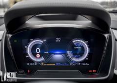 Interieur_bmw-i8-essai_11