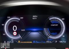 Interieur_bmw-i8-essai_2
                                                        width=