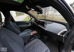 Interieur_bmw-ix-xdrive-50-essai_2