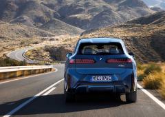 Exterieur_bmw-ix3-50-xdrive-la-revolution-electrique-de-bm-passe-par-le-style-et-le-800v_1
