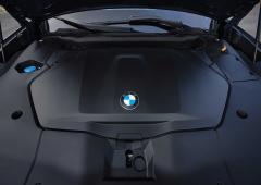 Exterieur_bmw-ix3-50-xdrive-la-revolution-electrique-de-bm-passe-par-le-style-et-le-800v_10