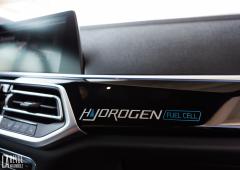 Exterieur_bmw-ix5-hydrogene-essai_25
                                                        width=