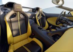 Interieur_bugatti-w16-mistral_1
                                                        width=