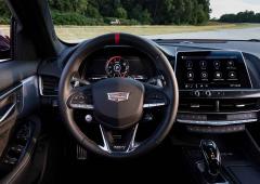 Interieur_cadillac-ct5-v-blackwing-surpuissante-berline_1