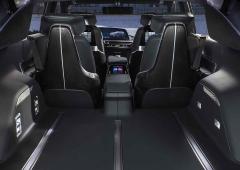 Interieur_cadillac-lyriq-le-suv-electrique-a-batterie-en-aluminium_2