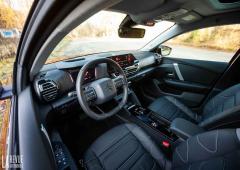 Interieur_essai-citroen-c4-puretech-130-eat8-annee-2021_0