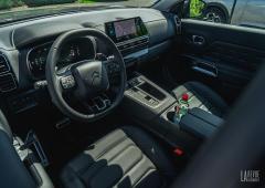 Interieur_essai-citroen-c5-aircross-restyle-hybride-225-puretech-130_0