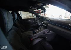 Interieur_peugeot-508-pse-renault-megane-rs_0
                                                        width=