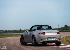 Exterieur_comparo-mazda-mx-5-jaguar-f-type_8
                                                        width=