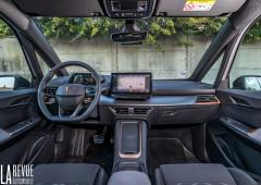 Interieur_cupra-born-vz-essai_11