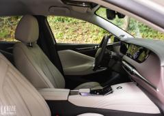 Interieur_ds-4-cross-e-tense-225-essai_10