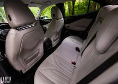 Interieur_ds-4-cross-e-tense-225-essai_13
                                                        width=