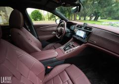 Interieur_ds-9-e-tense-225-essai_12