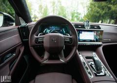 Interieur_ds-9-e-tense-225-essai_5
                                                        width=