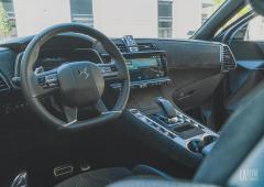 Interieur_ds7-e-tense-4x4-360-et-e-tense-225-essai_6