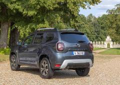 Exterieur_dacia-duster-eco-g-4x2-annee-2022-la-version-gpl_1
                                                        width=