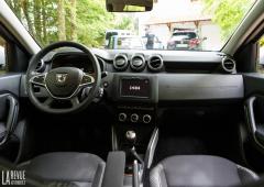 Interieur_dacia-duster-essai_0
                                                        width=