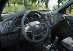 Interieur_dacia-sanderro-stepway-tce-100-eco-g-la-bi-carburation-au-gpl_0