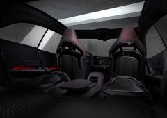 Interieur_dodge-charger-daytona-srt-concept-la-muscle-car-electrique_3