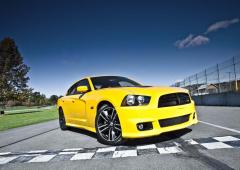 Photos dodge charger srt8 super bee 