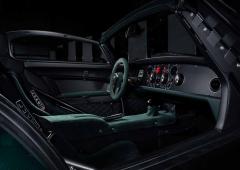 Interieur_donkervoort-d8-gto-jd70-bare-naked-carbon-edition-l-art-rencontre-la-legerete_0
                                                        width=