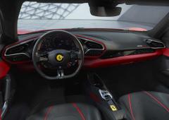 Interieur_ferrari-296-gtb-l-hybride-rechargeable-du-cheval-cabre_0