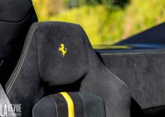 Interieur_ferrari-488-pista-spider-essai_0