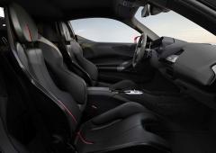 Interieur_ferrari-sf90-stradale-hybrid_1
                                                        width=