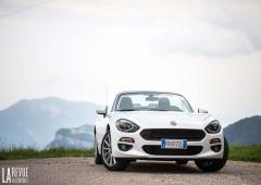 Fiat 124 spider voiture gay de l annee 