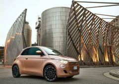 Exterieur_fiat-500-3-1-la-revolution-tient-a-une-porte_3
                                                        width=