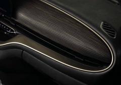 Interieur_fiat-500-electrique-par-giorgio-armani_3