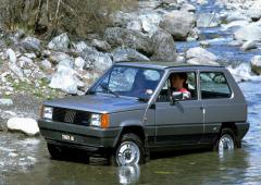 Exterieur_fiat-panda-4x4-les-40-ans-d-histoire-en-une-galerie-photo_10
                                                        width=