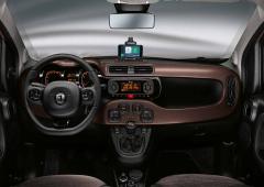 Interieur_fiat-panda-hybrid-trussardi_3