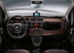 Interieur_fiat-panda-hybrid-trussardi_3