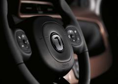 Interieur_fiat-panda-hybrid-trussardi_4
                                                        width=