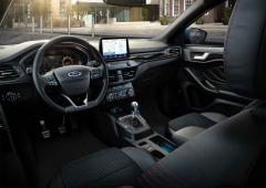 Interieur_ford-focus-ecoboost-mhev-le-micro-hybride-arrive-sur-focus_0
                                                        width=