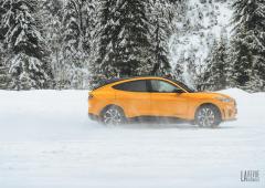 Exterieur_ford-mustang-mach-e-gt-essai-sur-glace_1