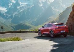 Exterieur_ford-mustang-mach-e-lorsque-la-gt-se-mue-en-suv-electrique_1