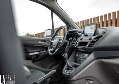 Interieur_ford-transit-connect-e85-essai_0