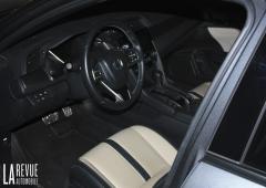 Interieur_honda-civic-1litre-cvt-essai_0