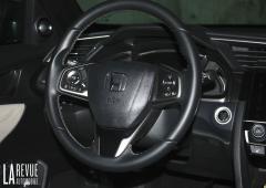 Interieur_honda-civic-1litre-cvt-essai_5