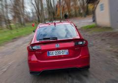 Exterieur_honda-civic-e-hev-l-hybride-qui-bouscule-les-codes_5